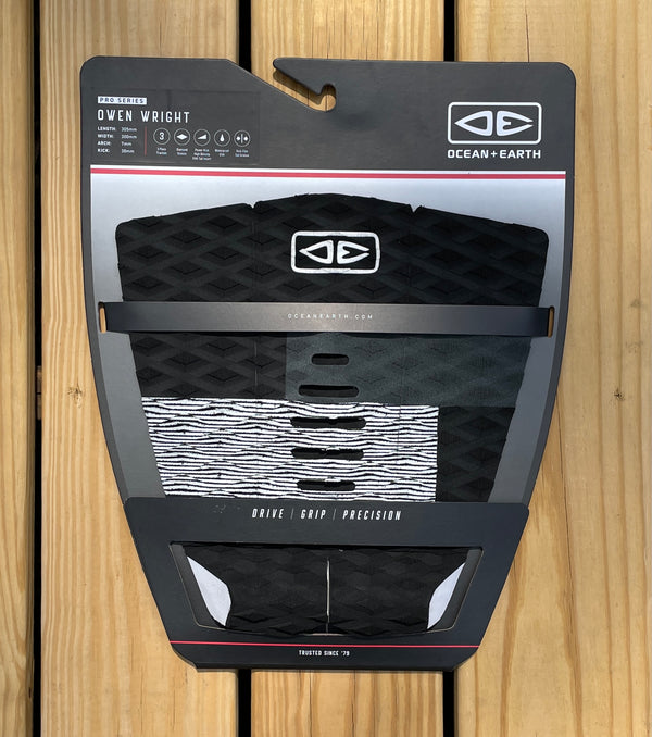 black and white surfboard traction pad